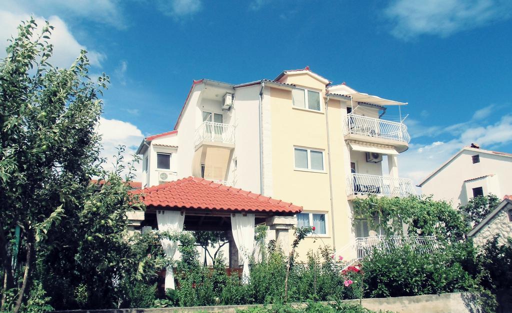Apartments Sime Šibenik Exterior foto